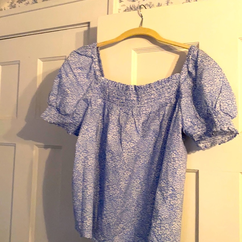 Pretty blue and white floral cotton blouse